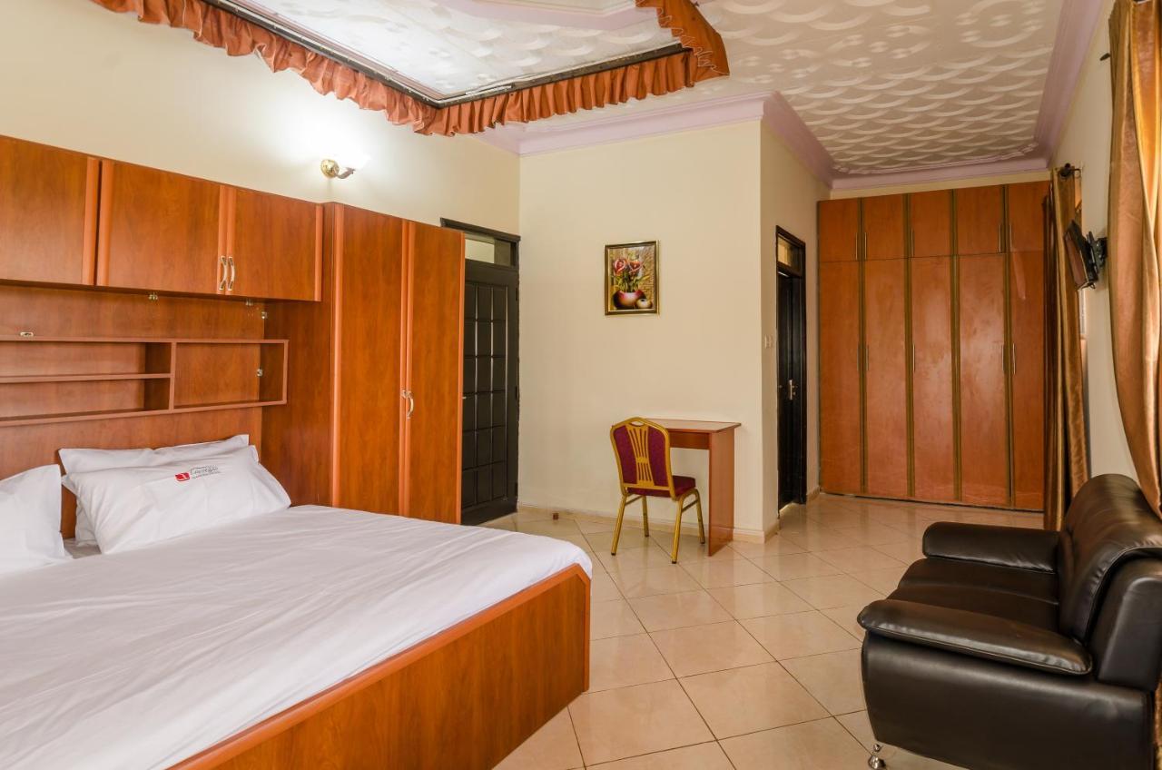 קמפאלה Las Vegas Garden Hotel מראה חיצוני תמונה